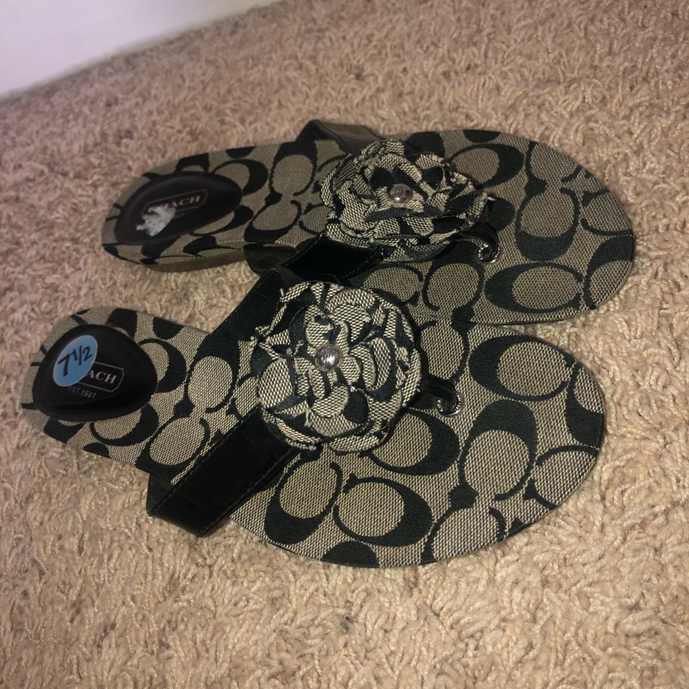 Coach flip flop
